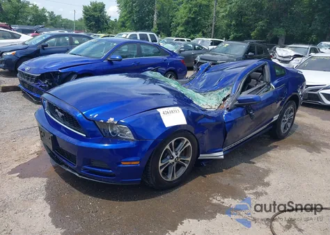 2013 Ford Mustang V6 Premium из США, поврежденный, VIN 1ZVBP8AM7D5261474